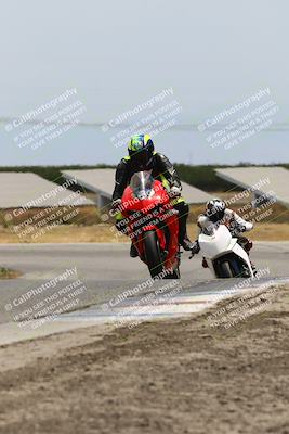 media/May-26-2025-Lets Ride (Mon) [[3bf1de1d65]]/B Group/1220pm (Wheelie Bump)/